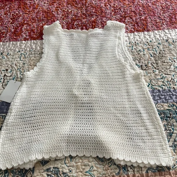 Blu Pepper White Crochet Floral Vest Top - Picture 3 of 5